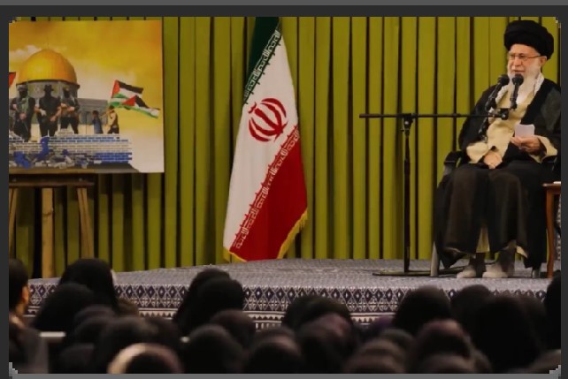 امریکی سفارت پر قبضہ: ایران کی خودمختاری کی علامت